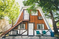 Heidelberg Lodges Motel Floorplan Comal River Glamping