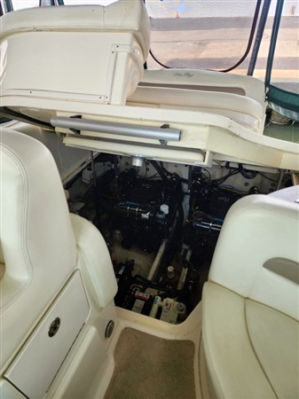 35'62005searay009