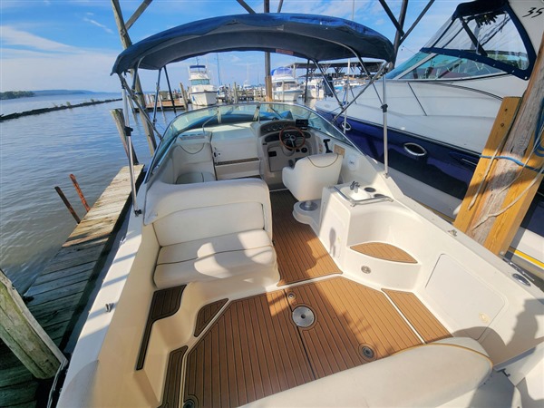 28'01999searay004