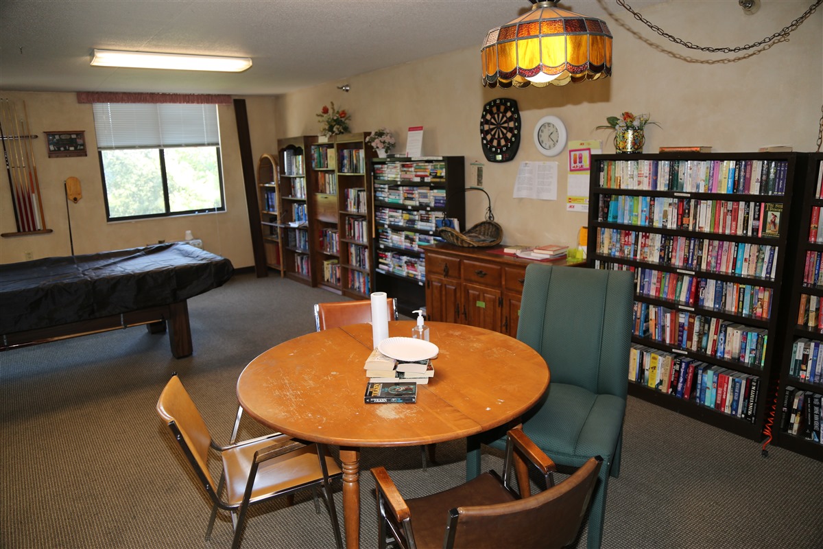 Cambridge Arms Cincinnati Ohio Low Housing HUD Section 8