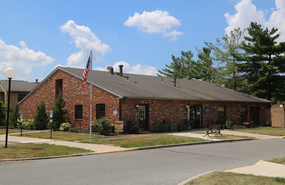 Findlay Village Square Apartments in Findlay Ohio