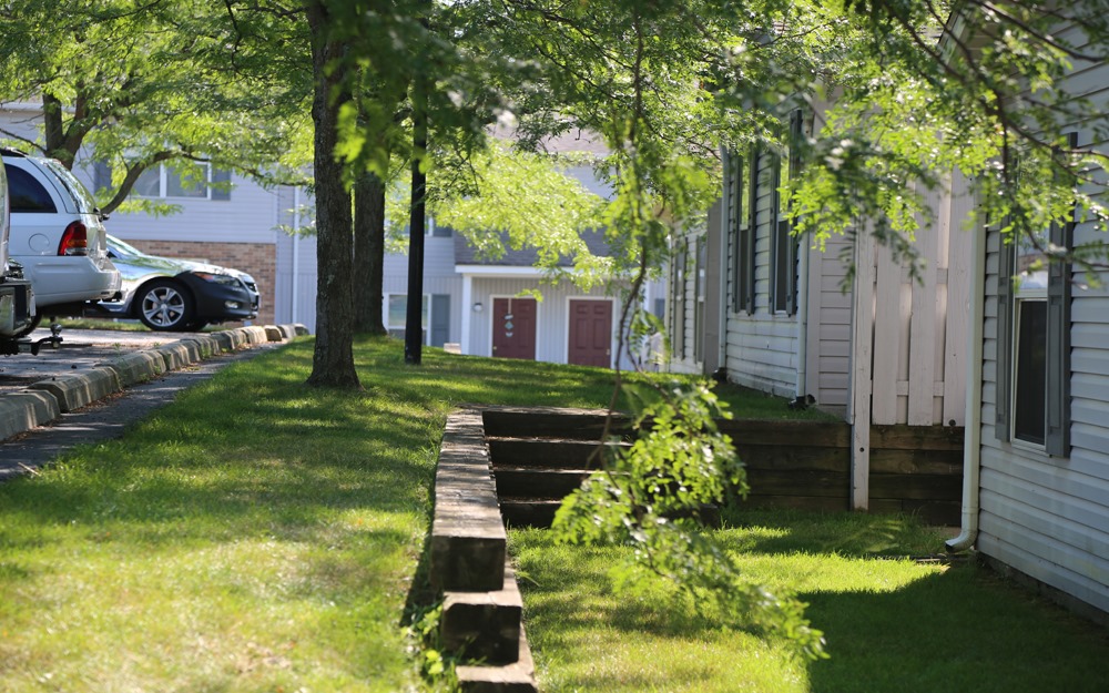 Whispering Pines Bellefontaine Ohio Apartment