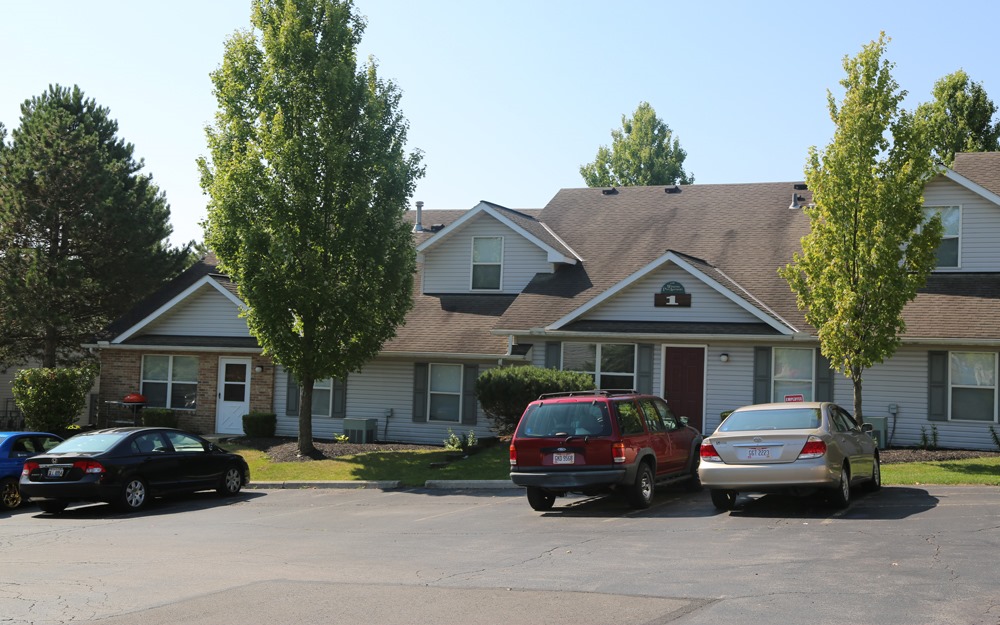 Whispering Pines Bellefontaine Ohio Apartment