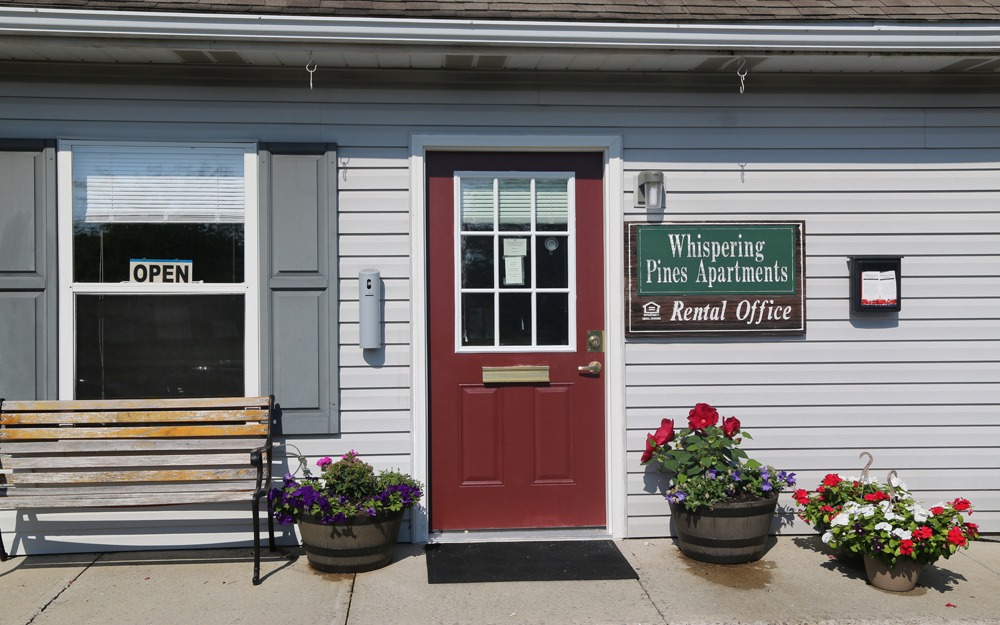 Whispering Pines Bellefontaine Ohio Apartment