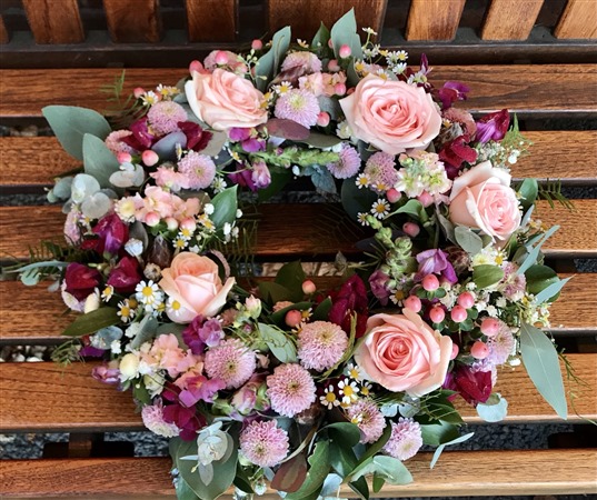 Wreath. Open style. Soft pink roses, light pink