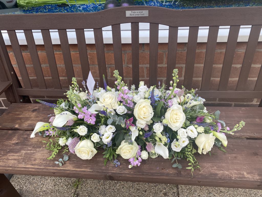 Funeral Gallery Molly Blooms Same Day Flowers Warrington