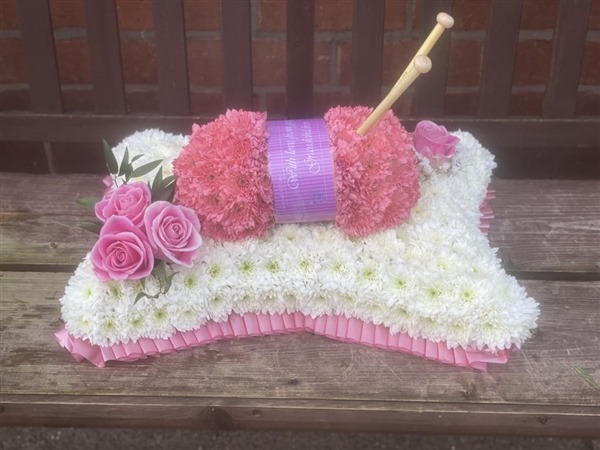 Custom Tribute. Knitting