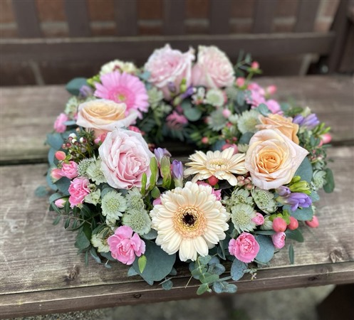 Wreath. Open style Peach and Pink pastels