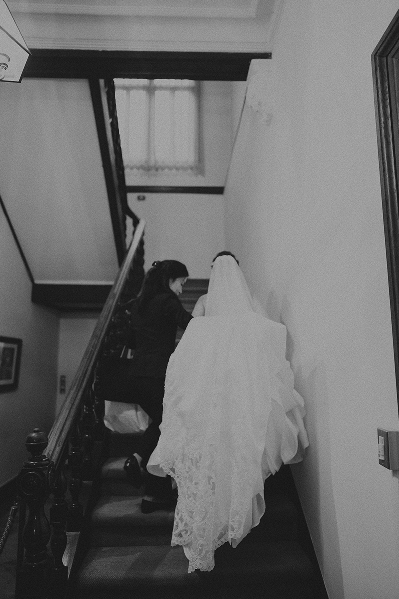 モノクロフィルム調のウェディングフォト 白黒の結婚式