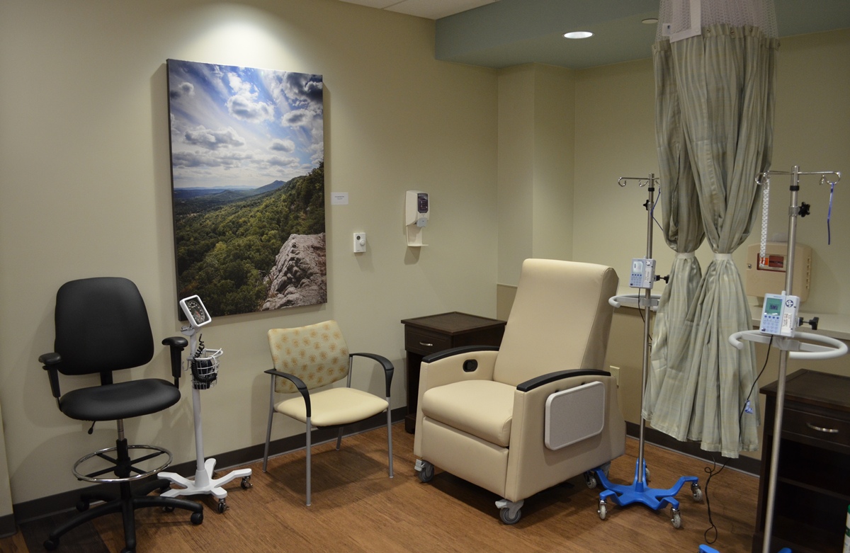 Baroness Hospital Infusion Center