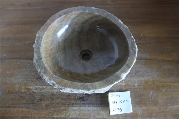 OO114 - 17 3-4 x 15 3-4 x 6 (1) 