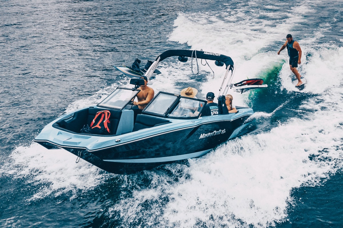 Offering New Nxt22 Mastercraft 14 Person Luxury Wake Boats