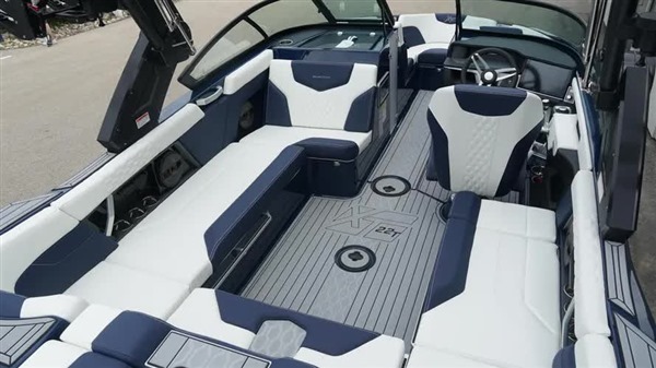 MasterCraft XT22 T