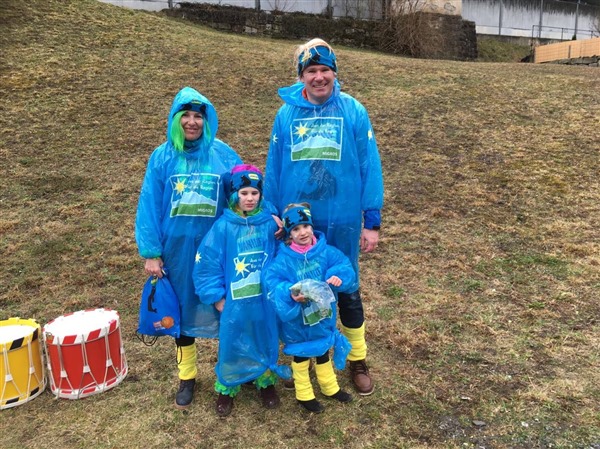Daniel und Manuela Jauch_Migros Outfit bei schlechtem Wetter